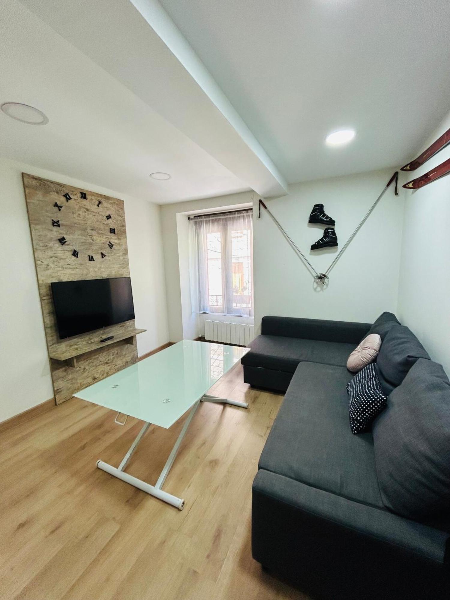 Apartahotel Канфранк Екстериор снимка